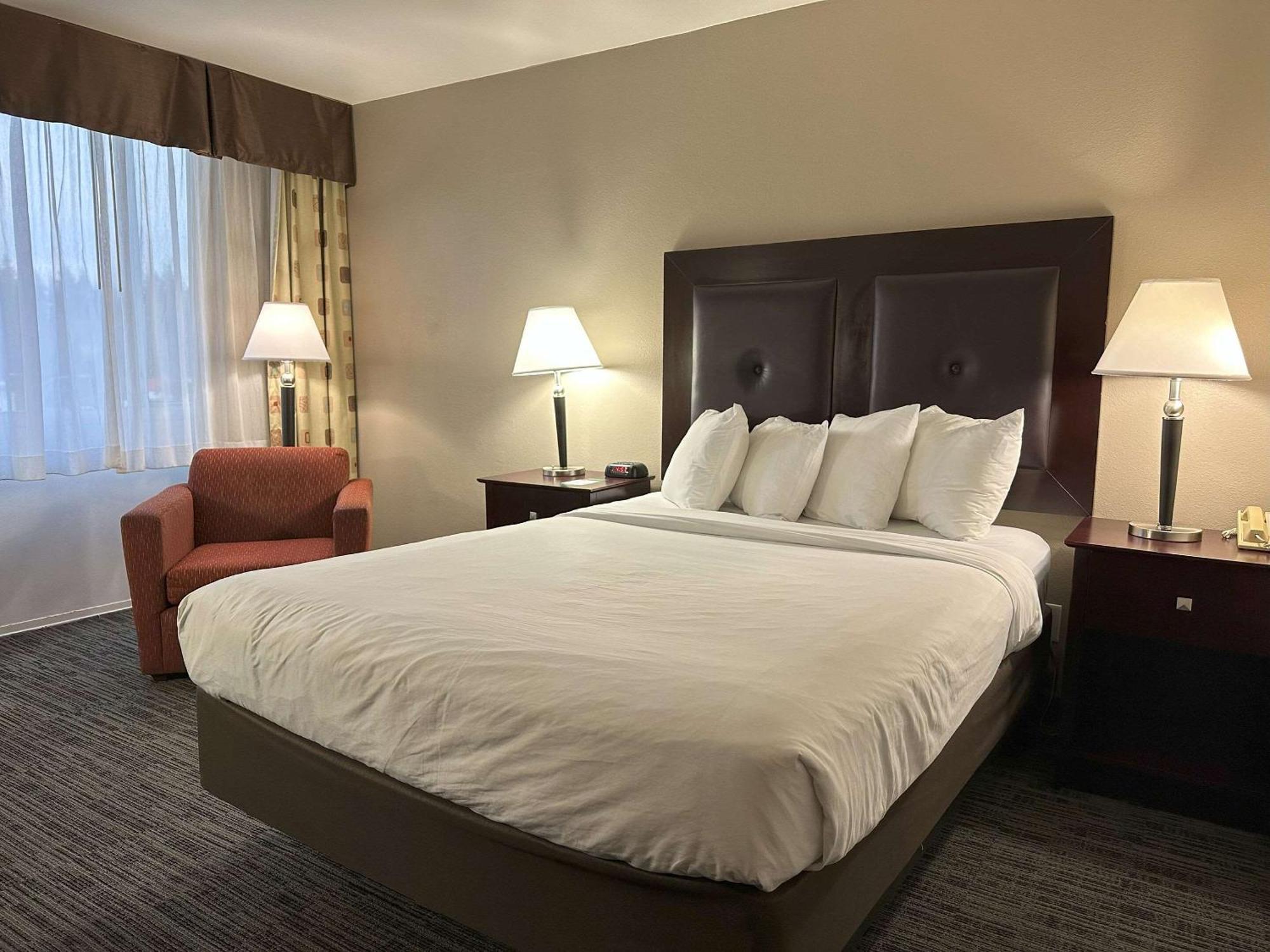 Quality Inn & Suites Everett Eksteriør billede