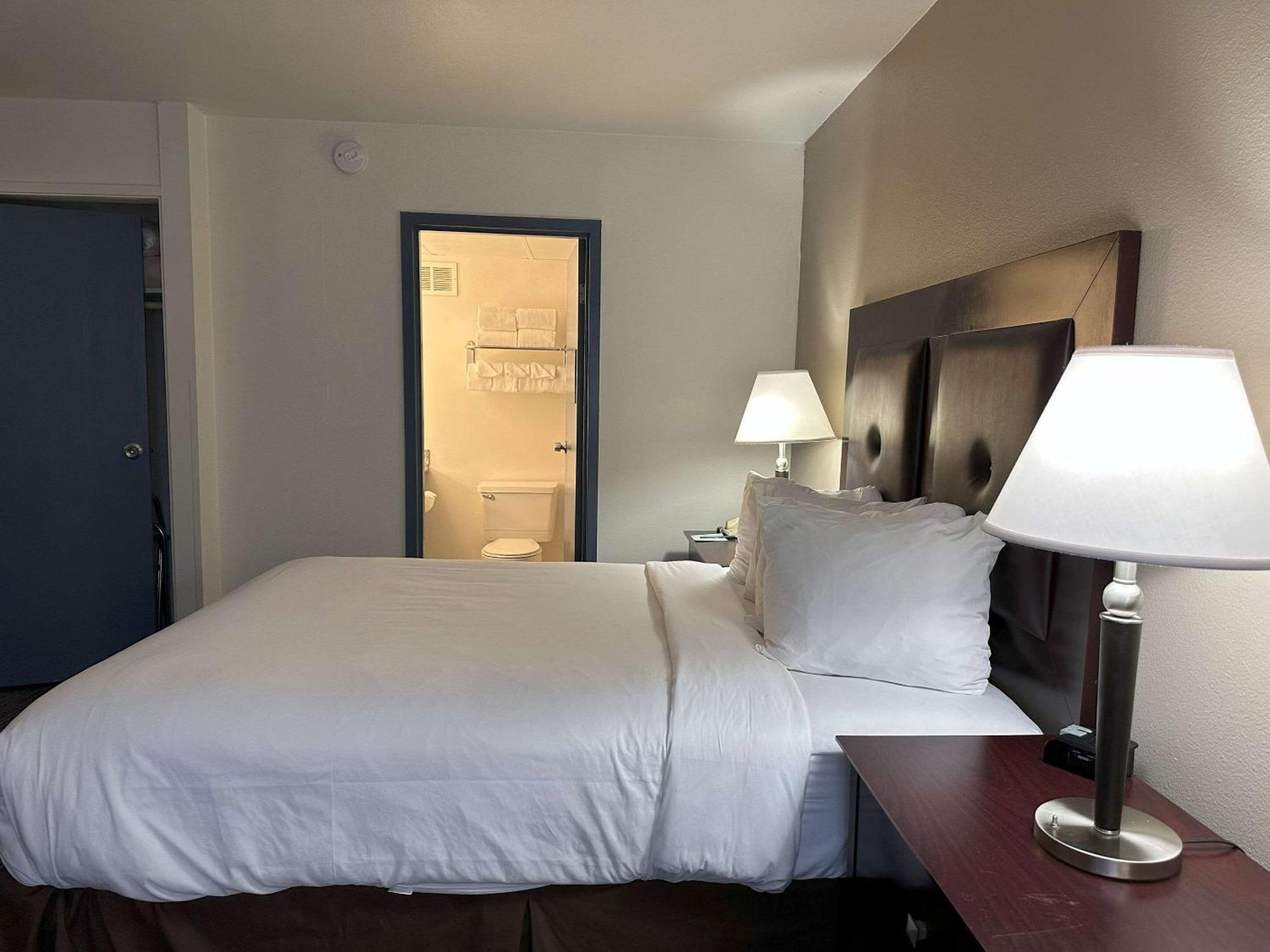 Quality Inn & Suites Everett Eksteriør billede