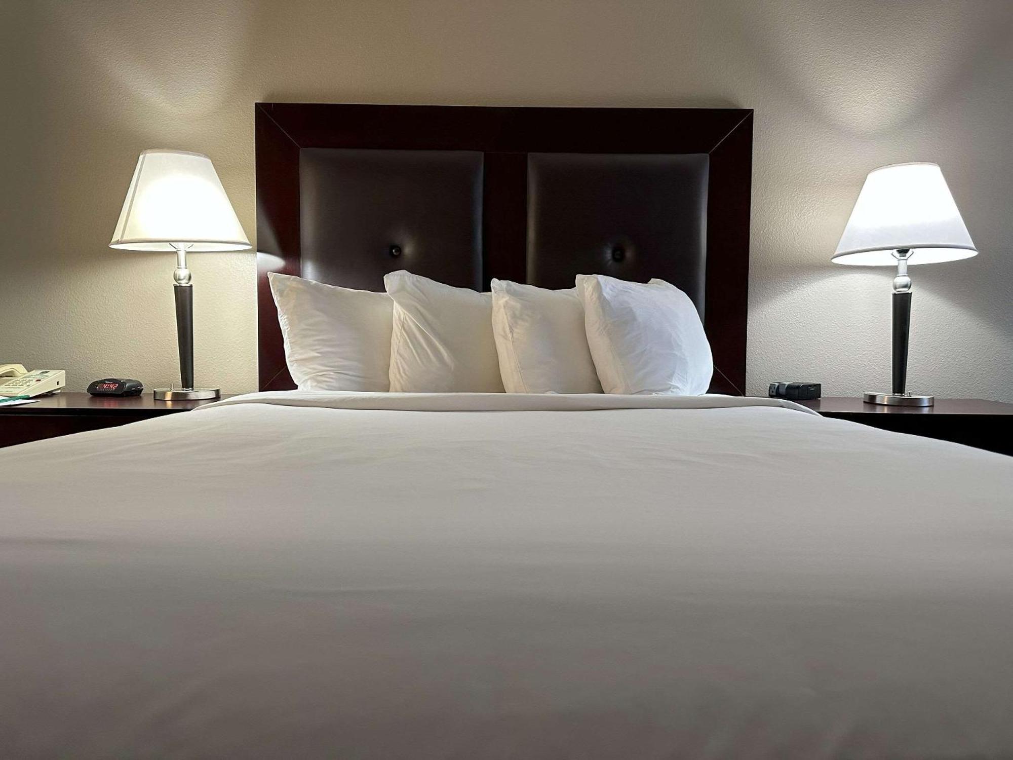 Quality Inn & Suites Everett Eksteriør billede