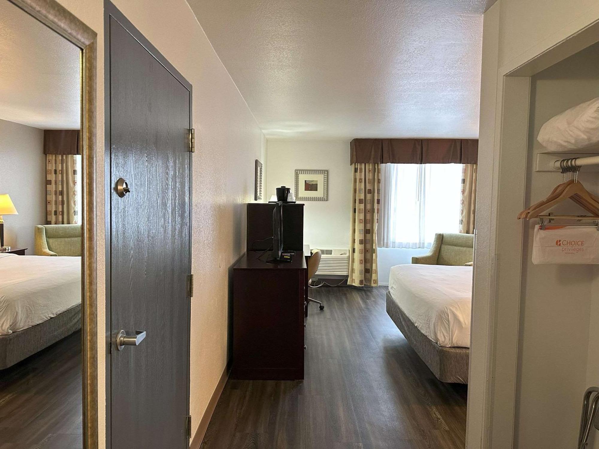 Quality Inn & Suites Everett Eksteriør billede